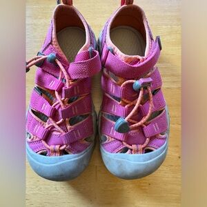 KEEN Unisex Child Newport H2 Closed Toe Water Sandals